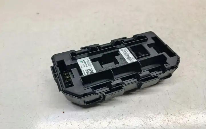 BMW 3 F30 F35 F31 (2012 - 2018) 9224879 Блок предохранителей — фото 3