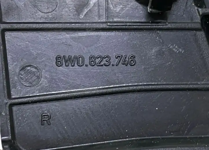 Audi A4 S4 B9 (2015 - 2019) 8W0823746 Прочие детали моторного отсека — фото 6