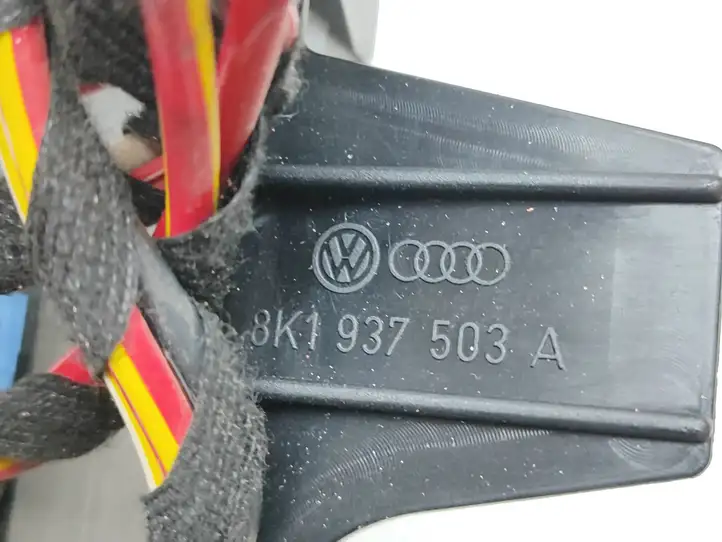 Audi A4 S4 B8 8K (2007 - 2011) 8K1937503A Блок предохранителей — фото 3