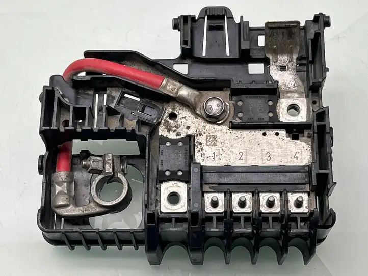 Opel Meriva B (2010 - 2014) 525230582 Плюсовой провод аккумулятора — фото 1