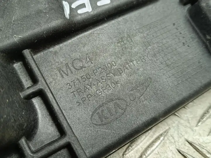 Kia Sorento IV (2020 - ) 37150P2000 Площадка аккумулятора — фото 6