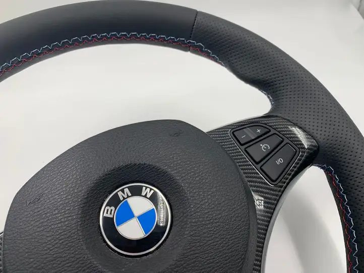 BMW X3 E83 (2003 - 2010) Руль — фото 9