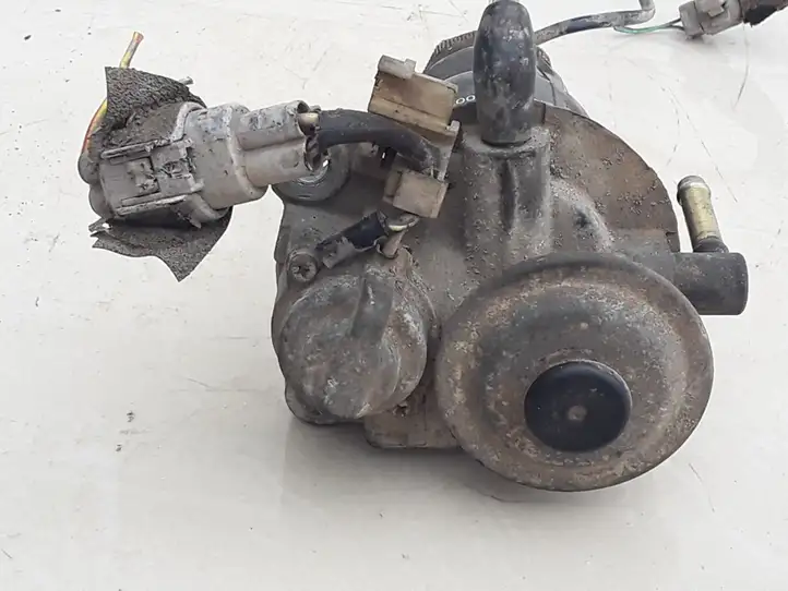 Toyota Corolla Verso E121 (2001 - 2004) 30143230002 Фильтр топлива — фото 3