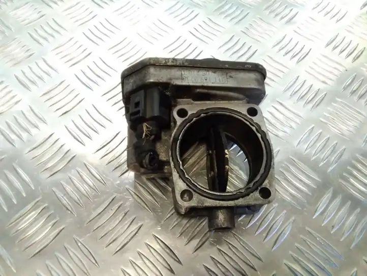 Opel Zafira B (2008 - 2014) 8981052101 Дроссельная заслонка — фото 1