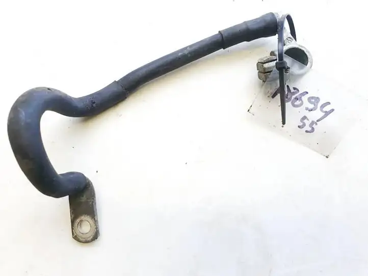 Skoda Octavia Mk2 (1Z) (2004 - 2013)  1t0971235a Плюсовый провод (аккумулятора)