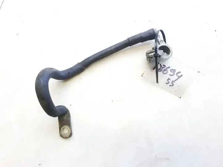 Skoda Octavia Mk2 (1Z) (2004 - 2013)  1t0971235a Плюсовый провод (аккумулятора)