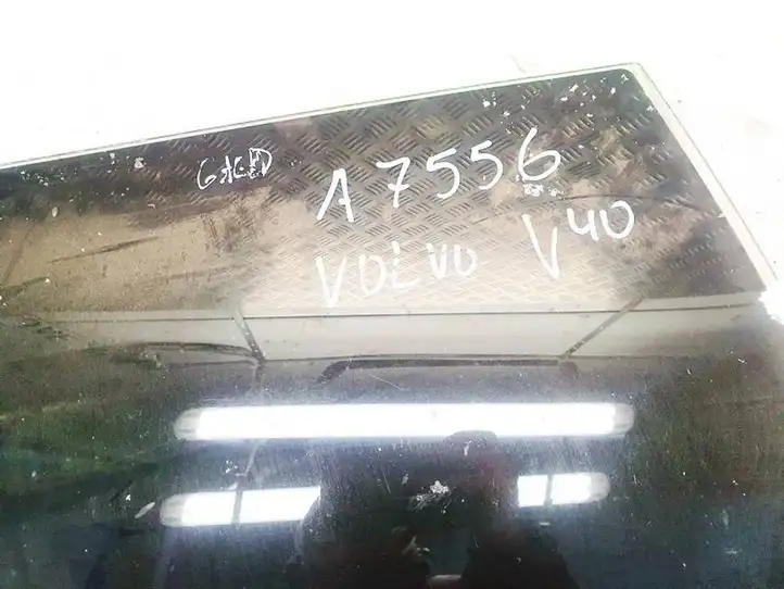 Volvo S40, V40 (2000 - 2004) Стекло задней двери — фото 2