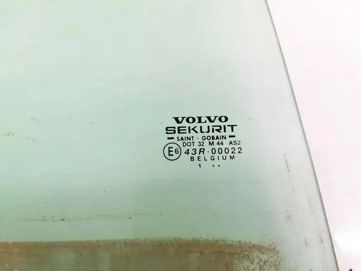 Volvo S40, V40 (2000 - 2004) Стекло задней двери — фото 3