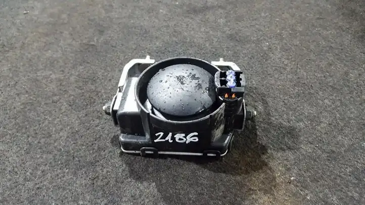 Toyota Avensis T250 (2003 - 2006)  8904002010 Звуковой сигнал