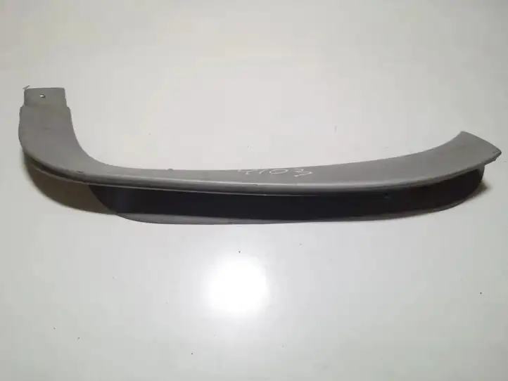 Toyota Avensis Verso (2004 - 2009) 62558144040 Прочие детали салона — фото 2