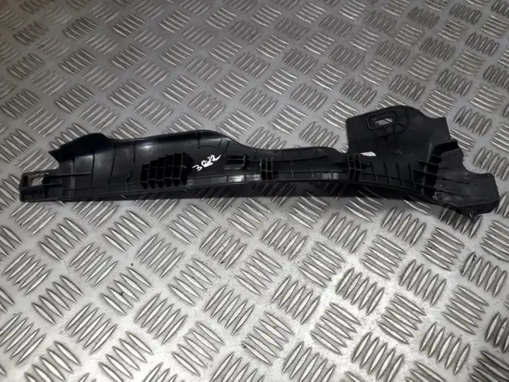 Skoda Fabia Mk2 (5J) (2007 - 2014)  5j6853370 Другая деталь салона