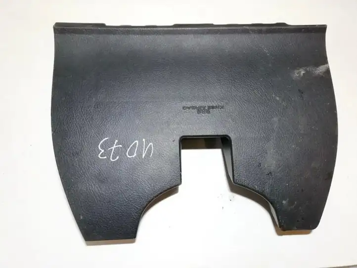 Toyota Corolla Verso AR10 (2004 - 2009) 739970f020 Прочие детали салона — фото 1