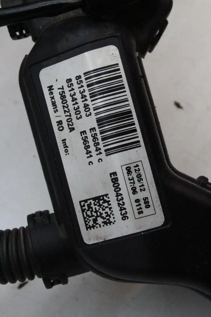 BMW X3 F25 (2010 - 2017) 851341403 Проводка двигателя — фото 11