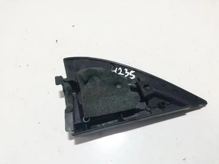 Toyota Yaris Verso (1999 - 2005) 6749252030 Прочие детали салона — фото 2