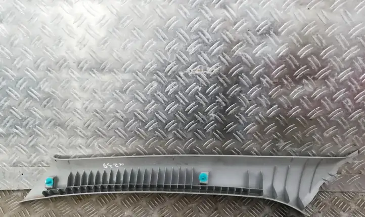 Toyota Yaris Verso (1999 - 2005) 6221152020 Прочие детали салона — фото 2