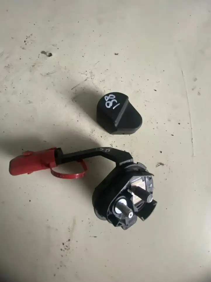 BMW X4 F26 (2014 - 2017)  9144884 Плюсовый провод (аккумулятора)