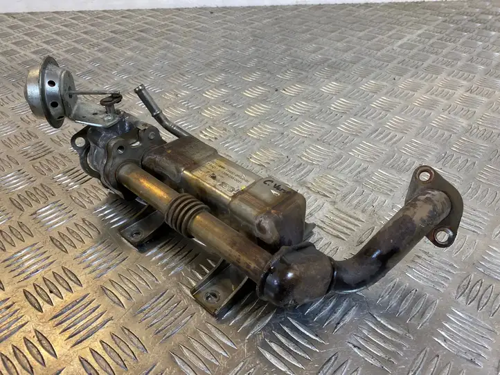 Toyota Corolla Verso AR10 (2004 - 2009) 256800R02000 Охладитель клапана EGR — фото 2