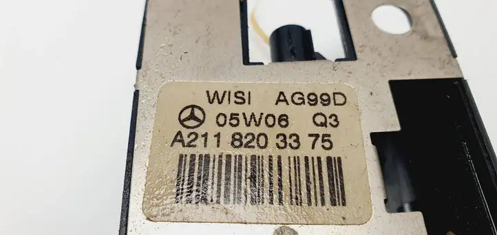 Mercedes-Benz E W211 (2002 - 2009) A2118203375 Усилитель антенны — фото 2