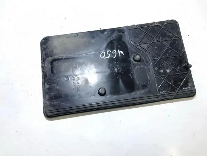 Toyota Auris 150 (2006 - 2012) 7443102140 Ящик аккумулятора — фото 2