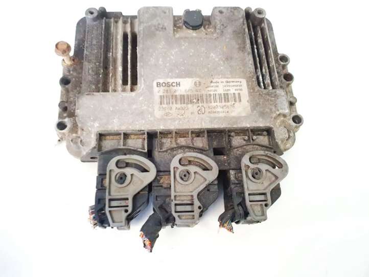 0281011645 Nissan Primera Variklio valdymo blokas