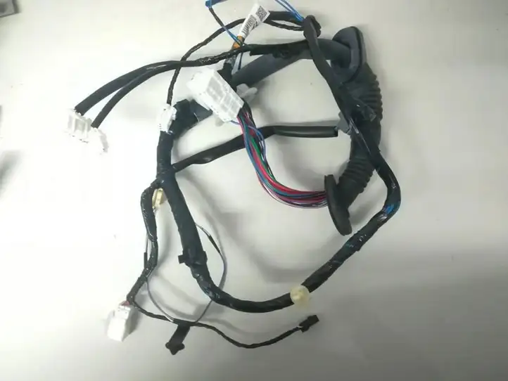 Subaru Forester SH (2008 - 2013) 81820SC110 Прочая электропроводка — фото 1