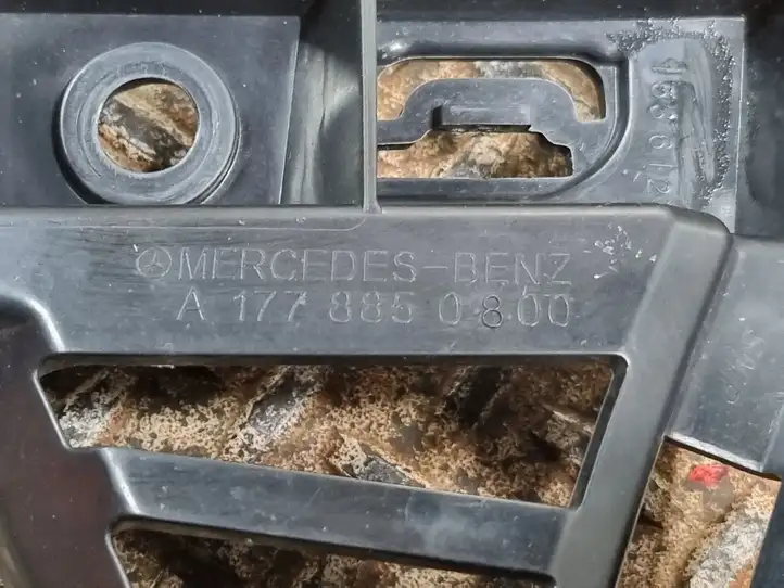 Mercedes-Benz A W177 (2018 - ) A1778850800 Кронштейн заднего бампера — фото 4