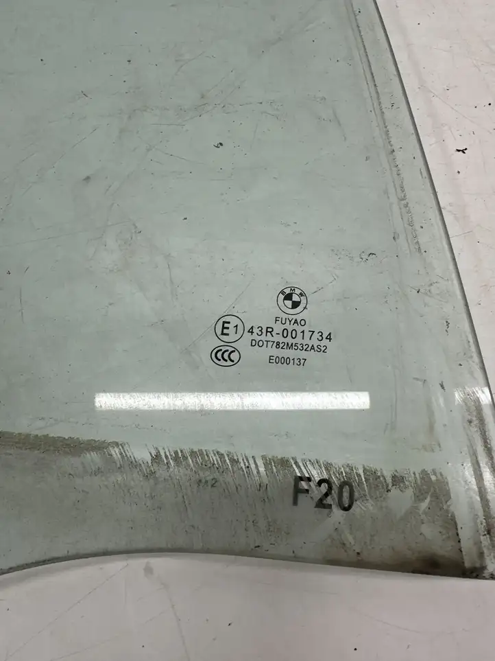BMW 1 F20 F21 (2011 - 2019) Стекло задней двери — фото 2