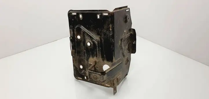 Fiat Doblo (2000 - 2009) Площадка аккумулятора — фото 2