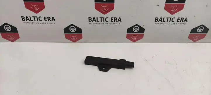 BMW 3 F30 F35 F31 (2012 - 2018) 9220831 Антенна бесключевого доступа — фото 1