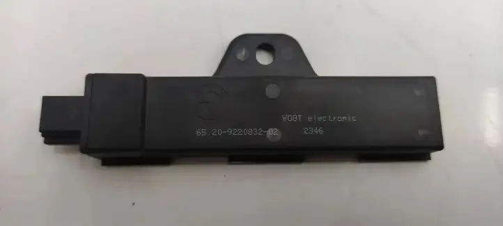 BMW 3 F30 F35 F31 (2012 - 2018) 9220832 Антенна бесключевого доступа — фото 3