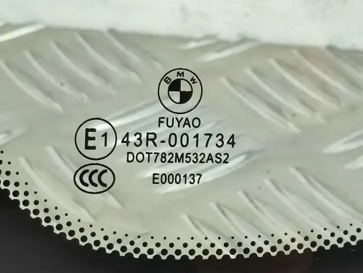 BMW 2 F46 (2015 - ) 7298913 Заднее боковое стекло — фото 5