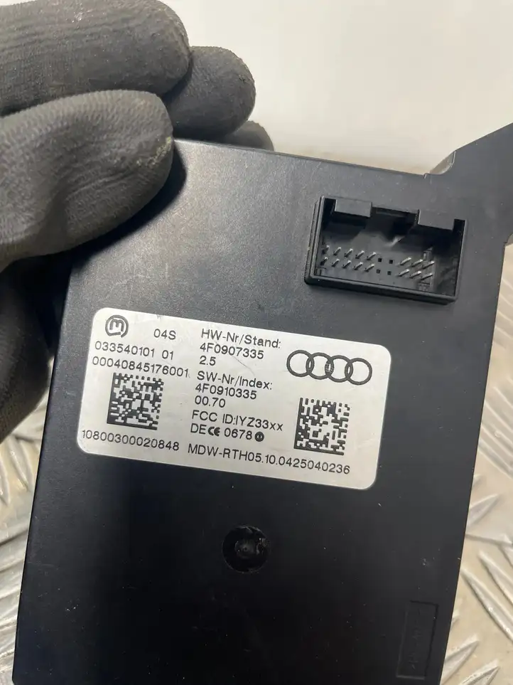 Audi A6 S6 C6 4F (2004 - 2008) 4F0907335 Блок бесключевого доступа — фото 3