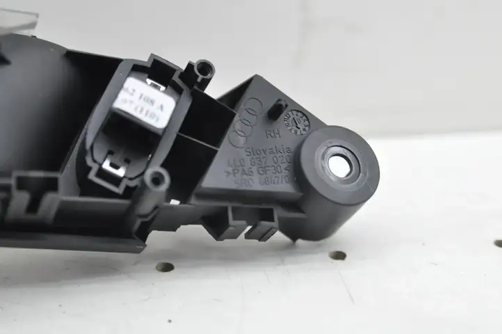 Audi Q7 4L (2005 - 2009) 4L0837020 Внутренняя ручка двери — фото 4