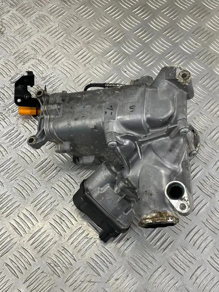 Audi A7 S7 4G (2010 - 2014) 059131515BQ Охладитель клапана EGR — фото 2
