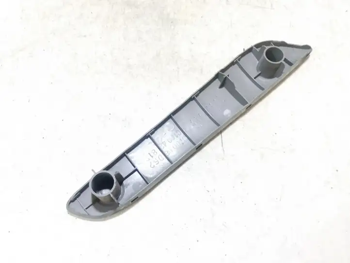 Mazda Premacy (1999 - 2005) c10068d62 Прочие детали салона — фото 2