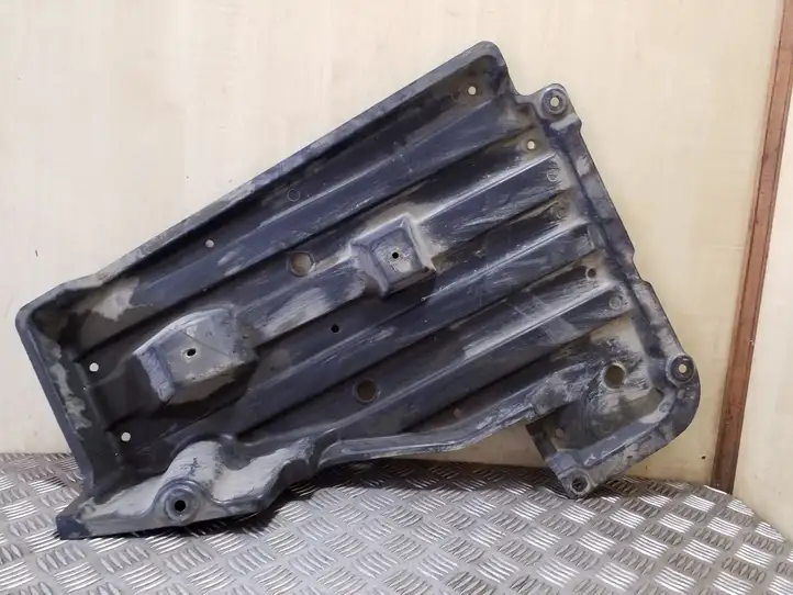 Toyota Corolla Verso AR10 (2004 - 2009) 583980F010 Защита топливного бака — фото 4