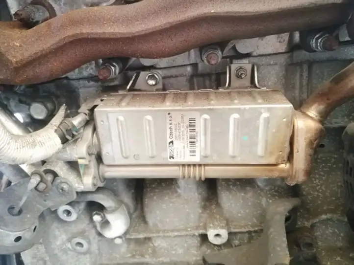 Toyota Avensis T270 (2009 - 2012) 256010r020 Охладитель клапана EGR — фото 1