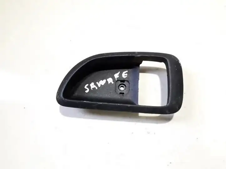 Hyundai Santa Fe (2000 - 2005) 8261126000 Прочие детали салона — фото 1