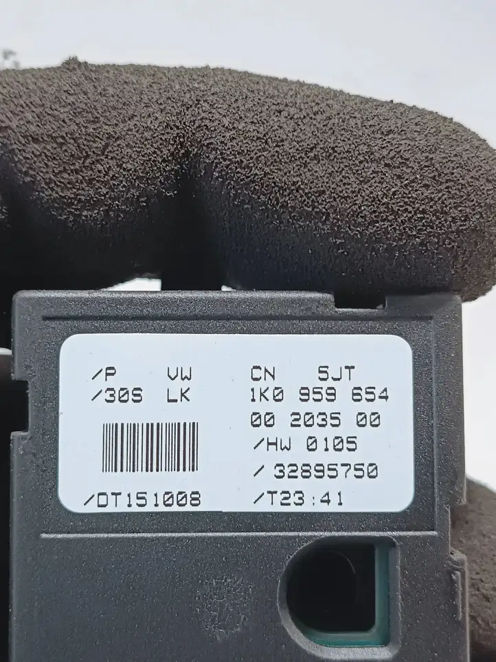 Skoda Octavia Mk2 (1Z) (2004 - 2013) 1K0959654 Датчик угла поворота руля — фото 4
