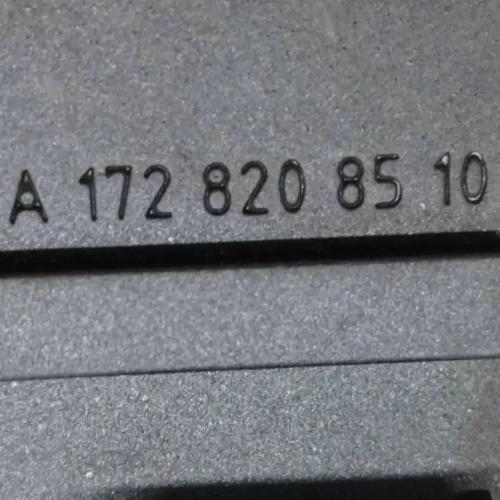 Mercedes-Benz SLK R172 (2011 - 2017) A1728208510 Прочие детали салона — фото 6