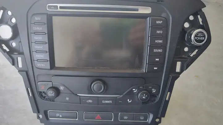 Ford Mondeo MK IV (2007 - 2014) BS7T18K931EC Магнитола / мультимедийная система — фото 5