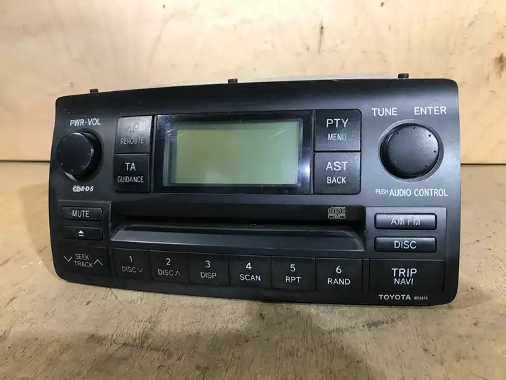 Toyota Corolla Verso E121 (2001 - 2004) 8612002380 Магнитола / мультимедийная система — фото 6