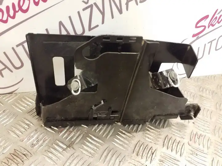 Audi A3/S3 8V (2012 - 2016) 5Q0906214H Кронштейн ЭБУ двигателя — фото 3