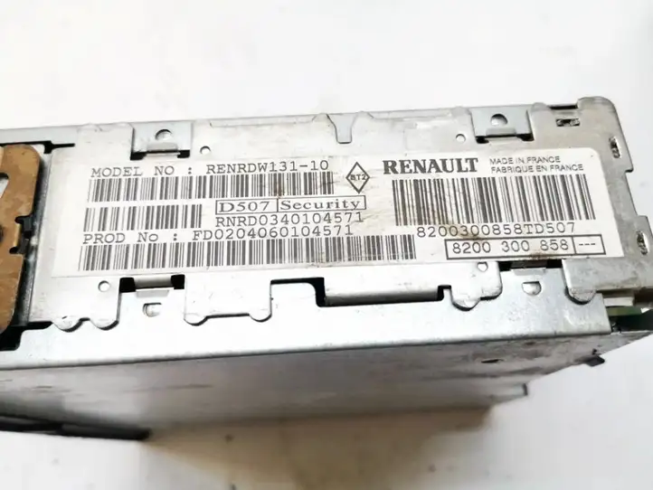 Renault Scenic II - Grand scenic II (2003 - 2006) 8200300858 CD/DVD чейнджер — фото 3