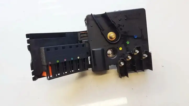 Mercedes-Benz E W211 (2002 - 2009) A2115461341 Блок предохранителей (комплект) — фото 1