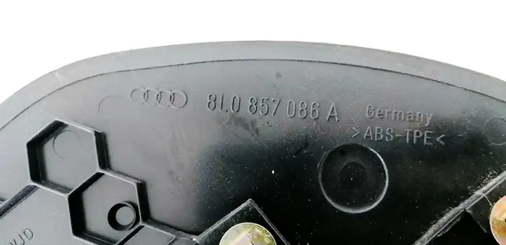 Audi A3/S3 8L (1996 - 2000) 8L0857086A Прочие детали салона — фото 3