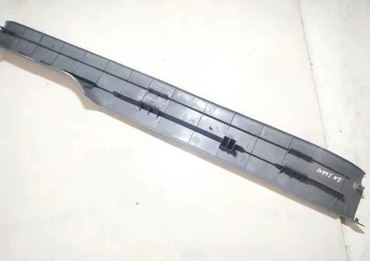 Toyota Avensis Verso (2004 - 2009) 6791844020 Прочие детали салона — фото 2