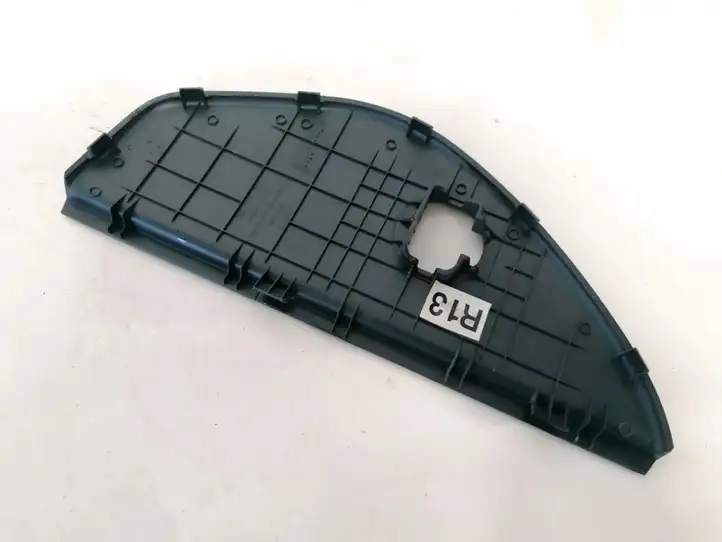 Hyundai Accent (2006 - 2010) 847261e500 Прочие детали салона — фото 3