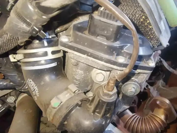 Nissan Qashqai (2013 - 2017)  h8201143495 Клапан EGR