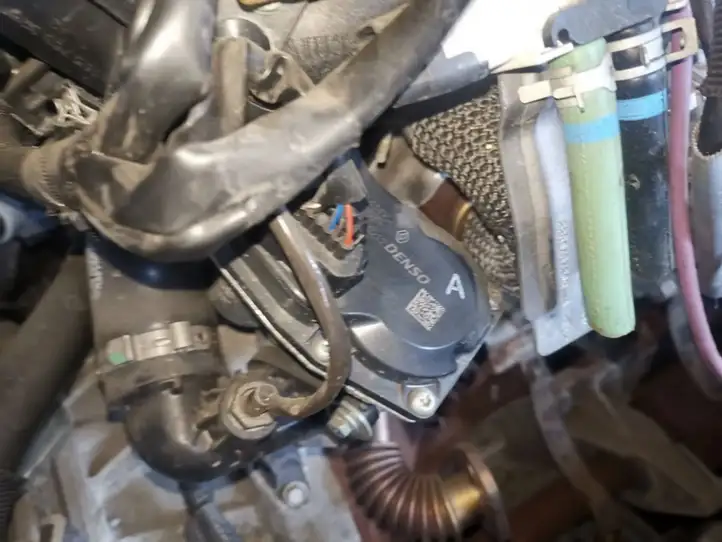 Nissan Qashqai (2013 - 2017)  h8201143495 Клапан EGR